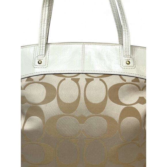 Coach Laura Signature Tan Monogram Tote Bag - Picture 6 of 10